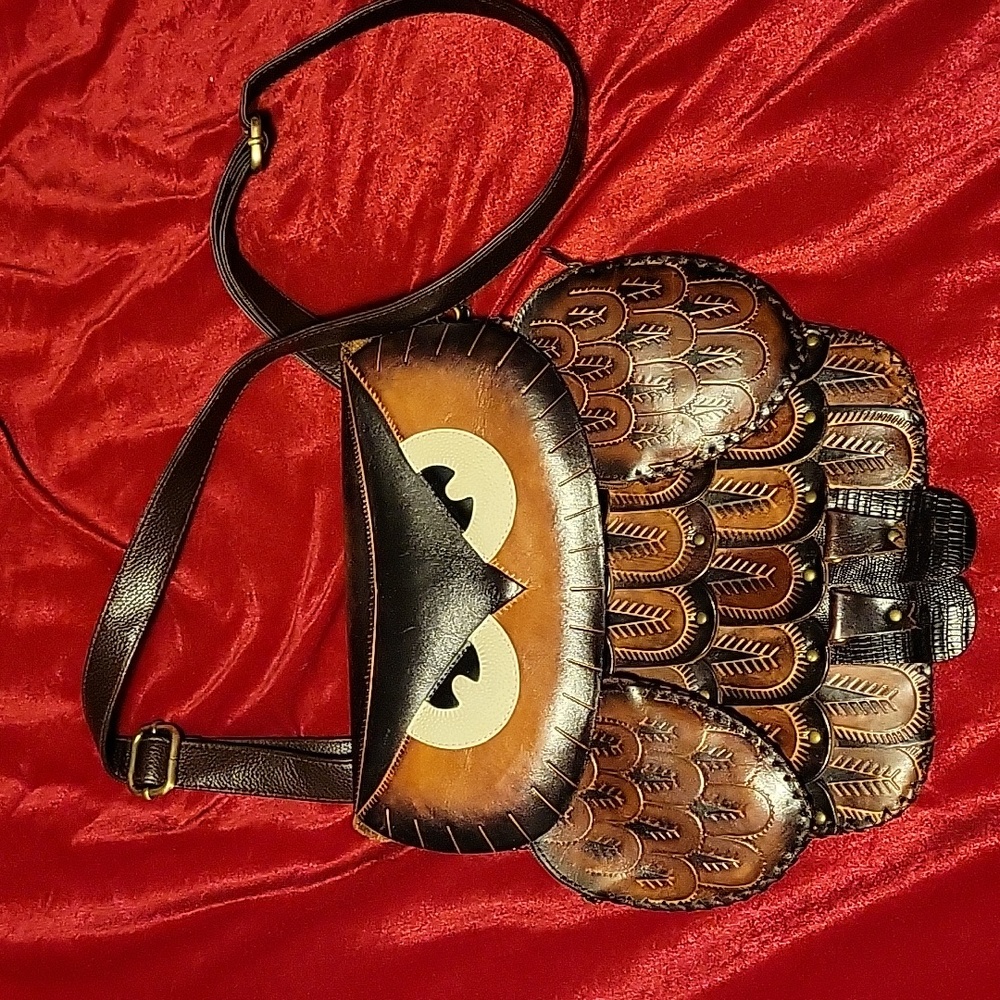 Vintage handmade leather owl handbag crossbody